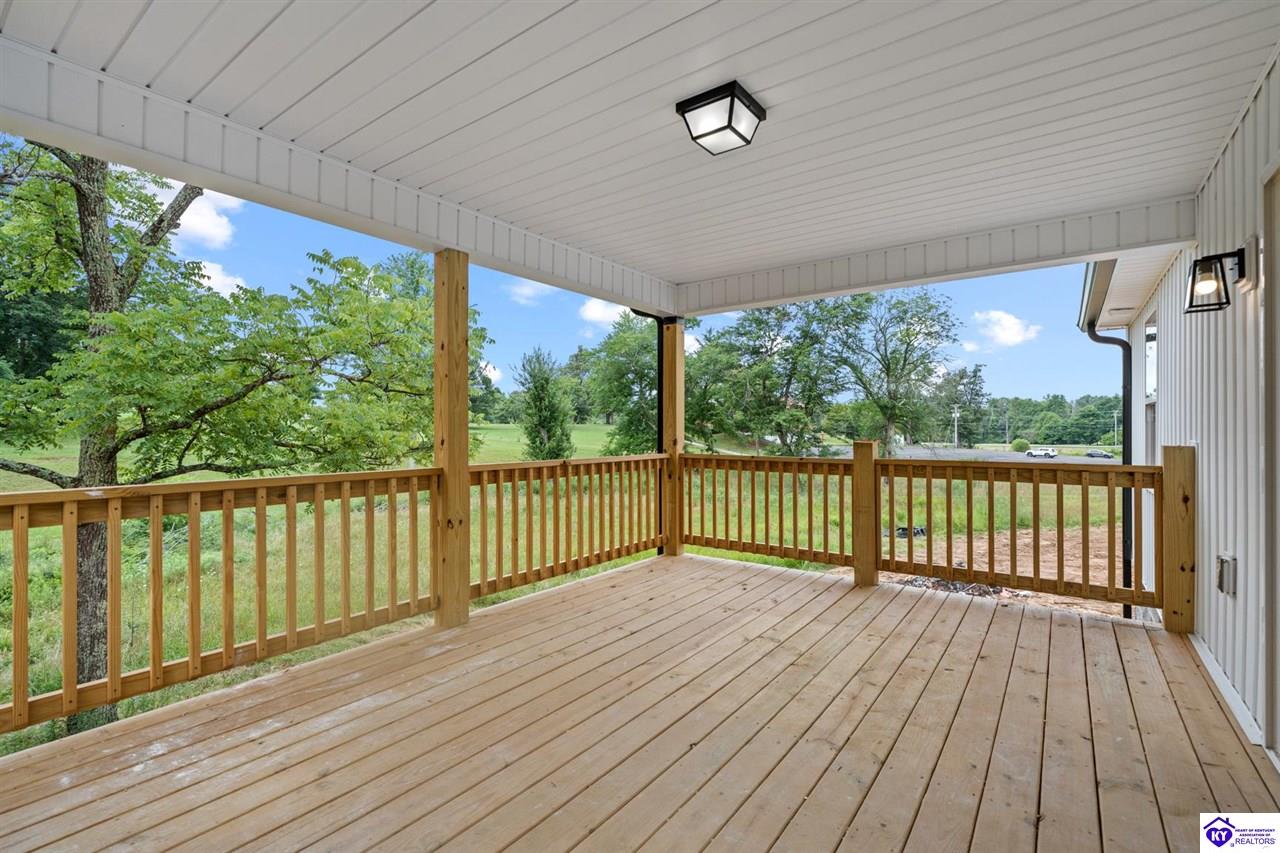 741 W Rhudes Creek Road photo 23