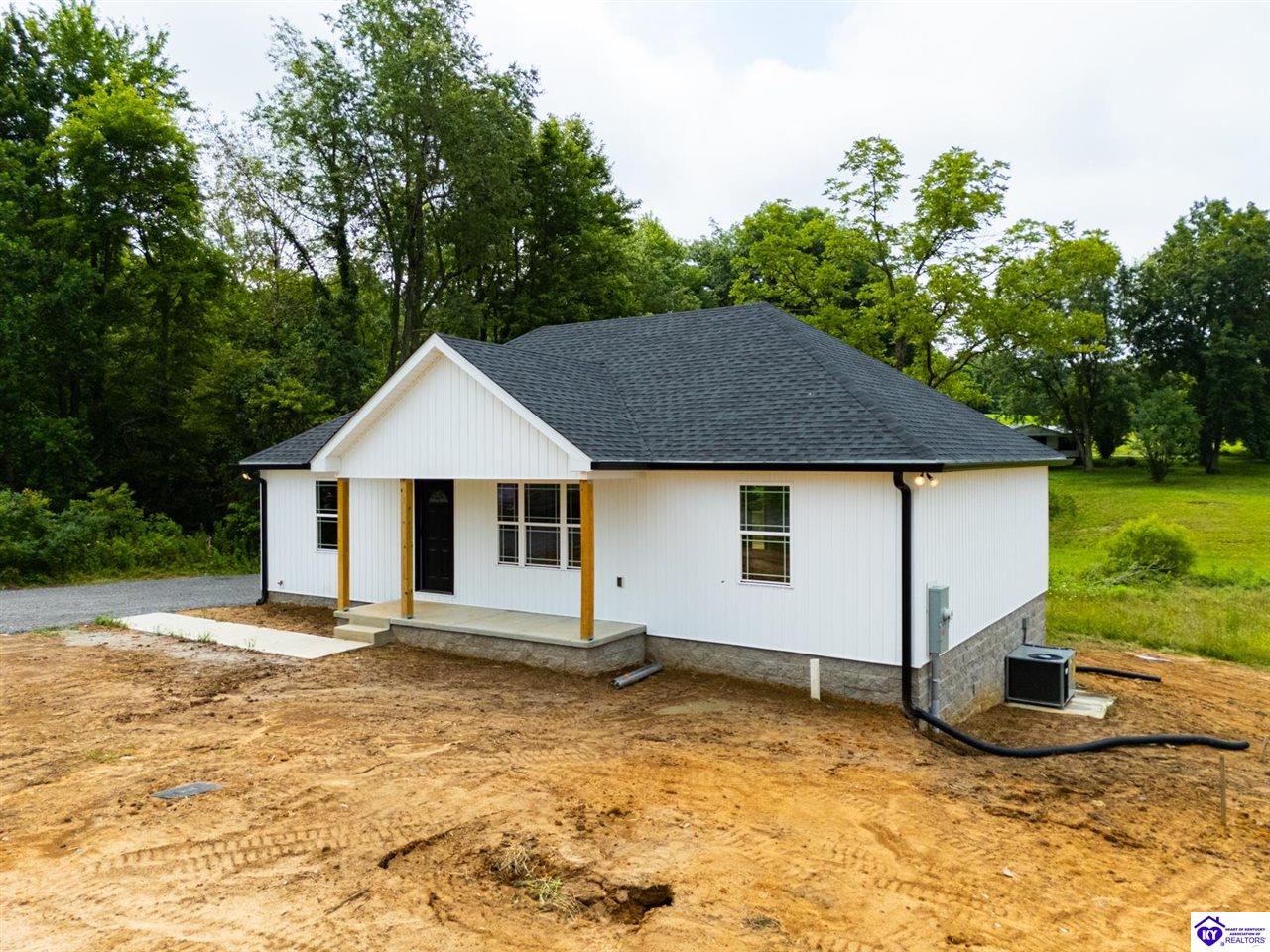 741 W Rhudes Creek Road photo 4