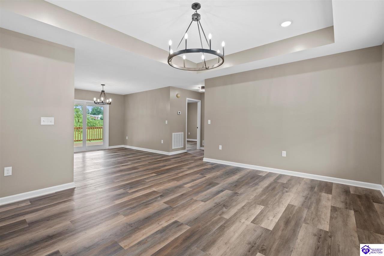 741 W Rhudes Creek Road photo 8