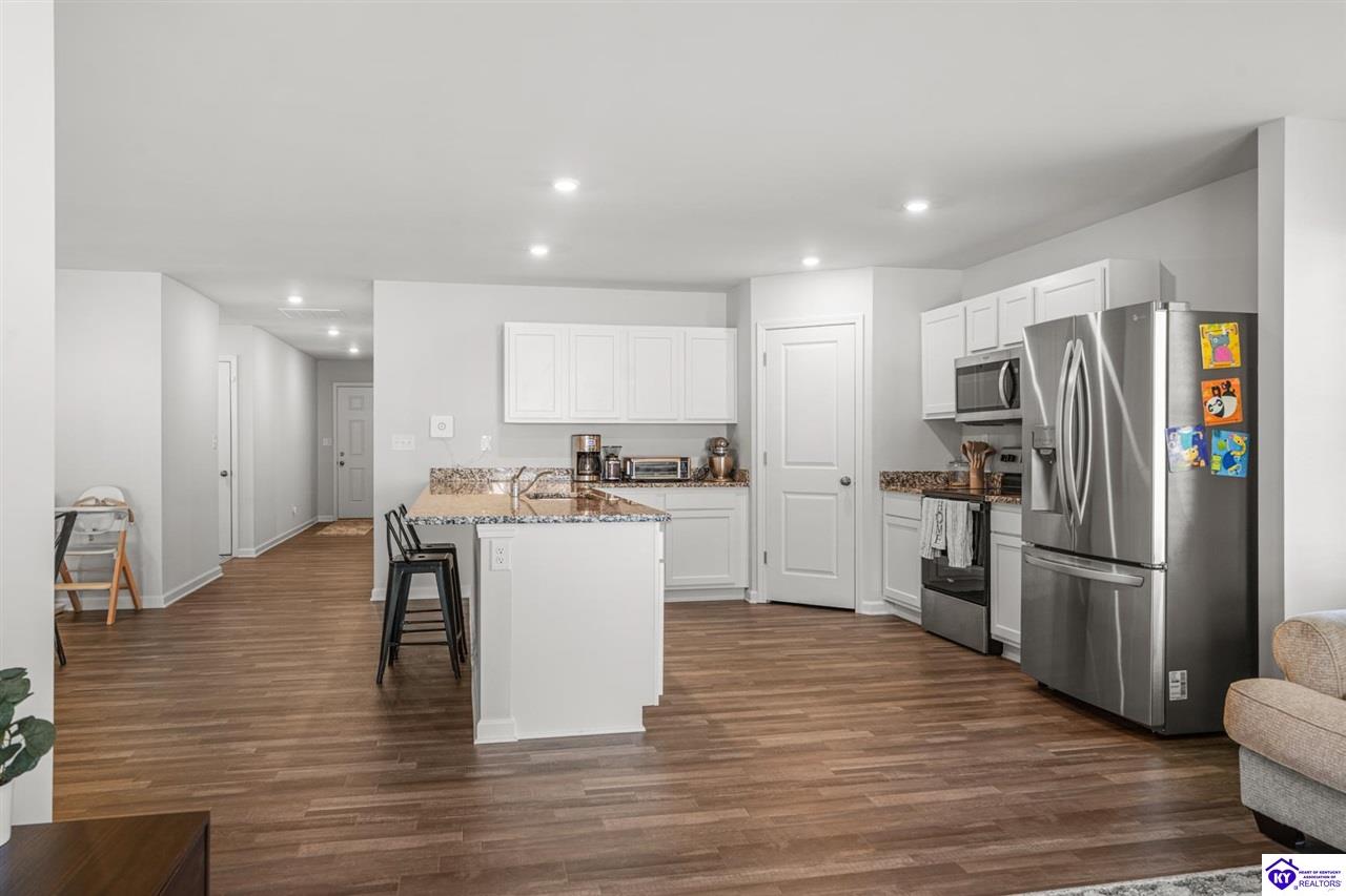 206 High Peak Place photo 15