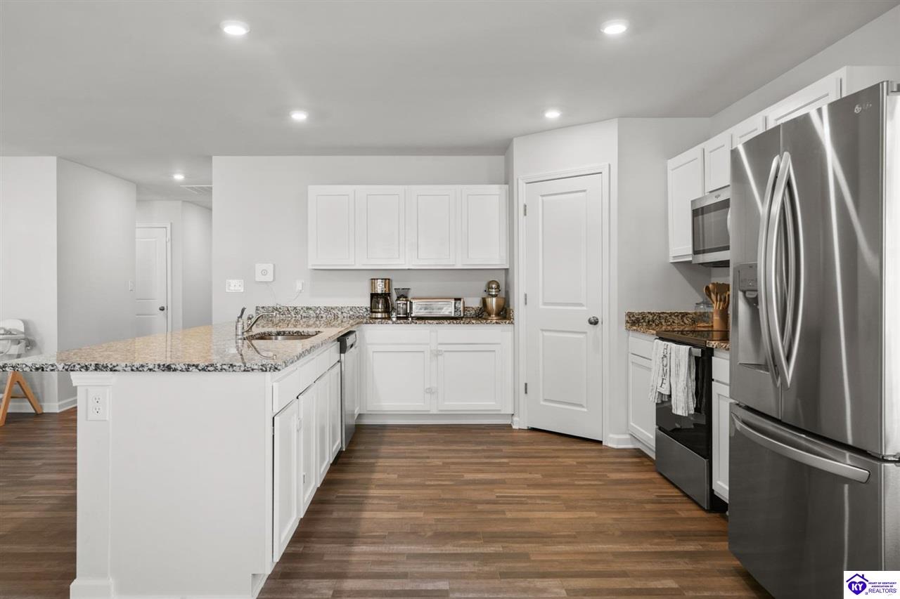 206 High Peak Place photo 16