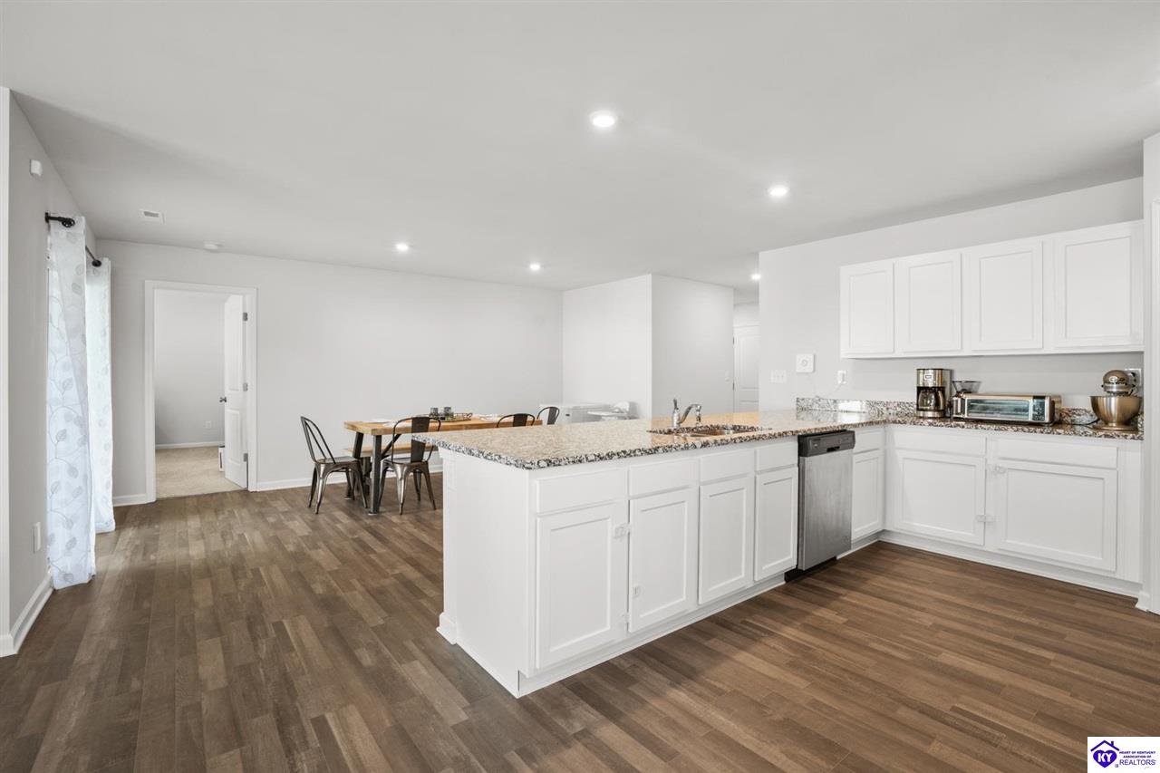 206 High Peak Place photo 17