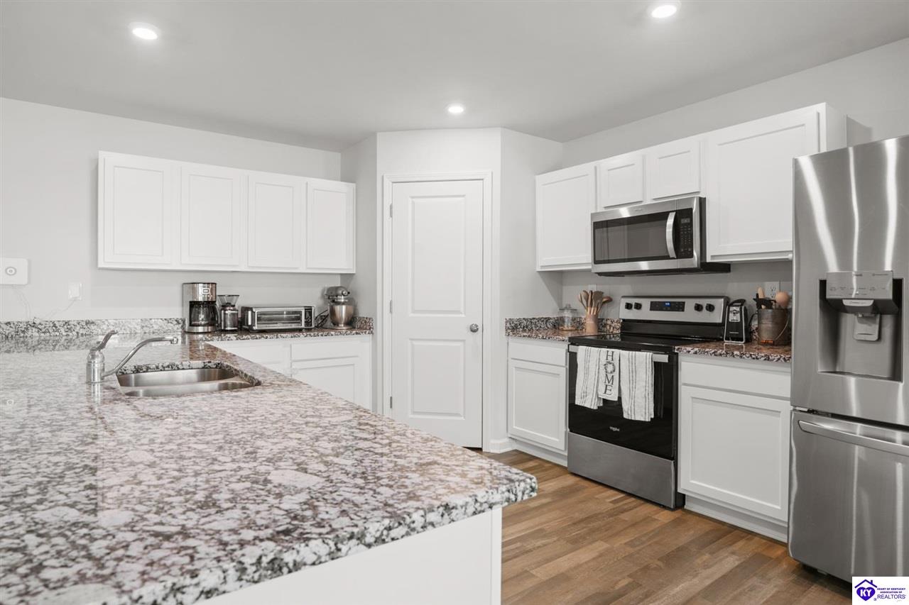 206 High Peak Place photo 20