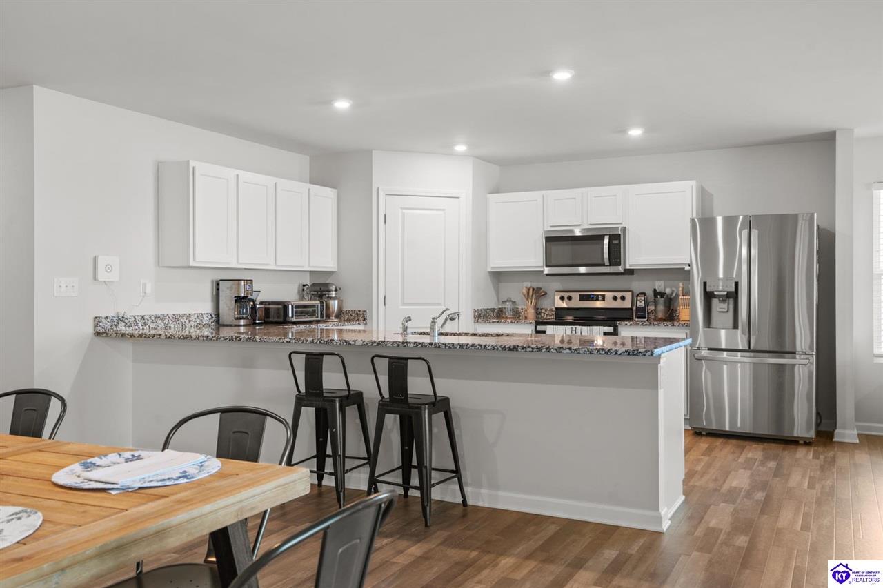 206 High Peak Place photo 24