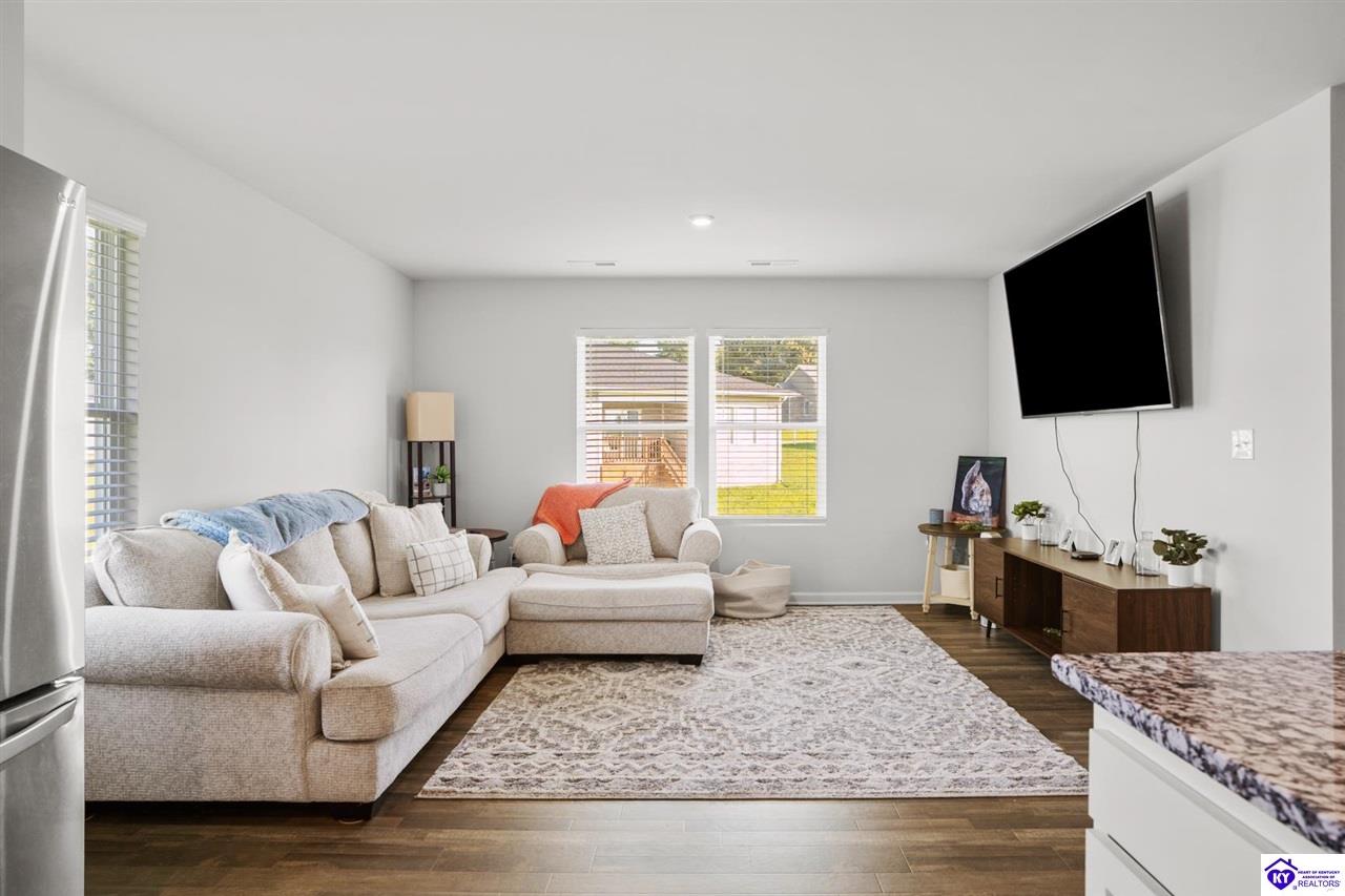 206 High Peak Place photo 26