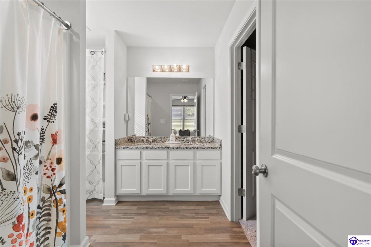 206 High Peak Place photo 27