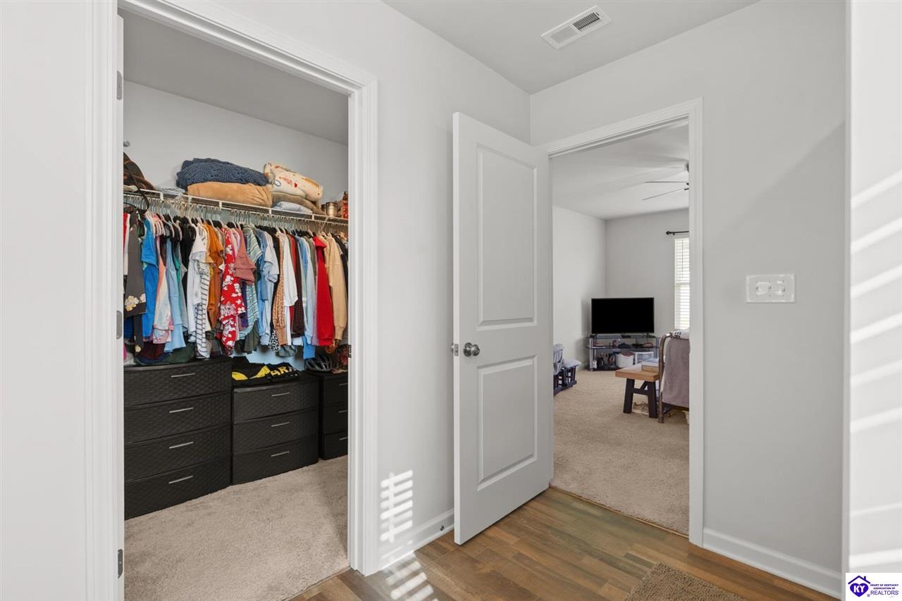 206 High Peak Place photo 29