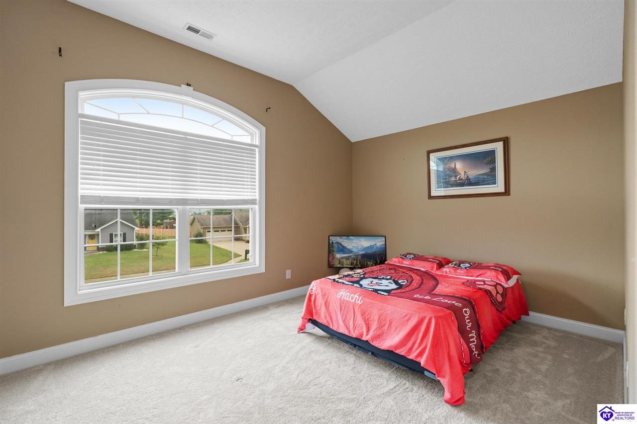 125 Hopewell Court photo 25