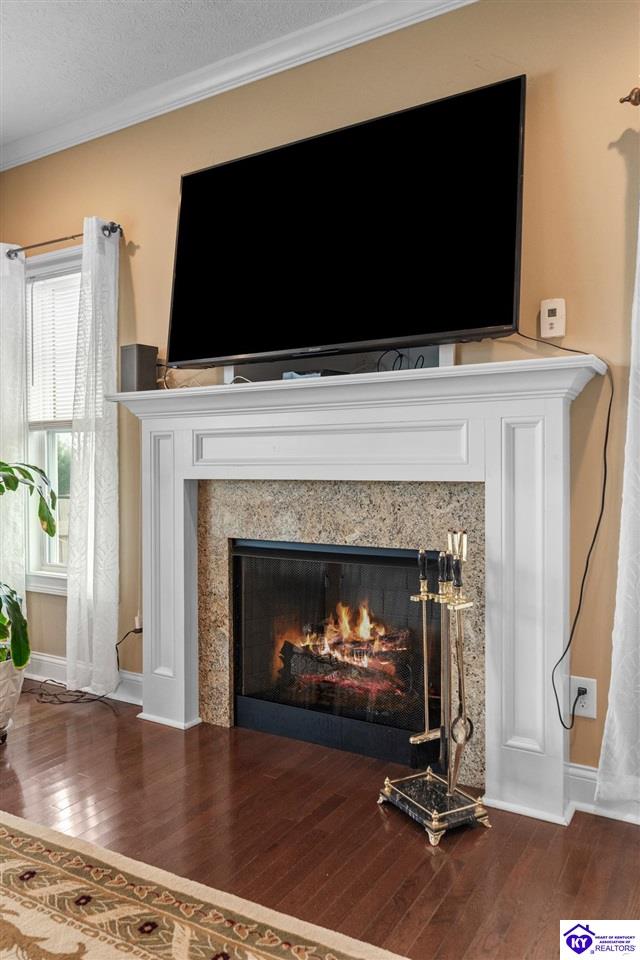 125 Hopewell Court photo 9