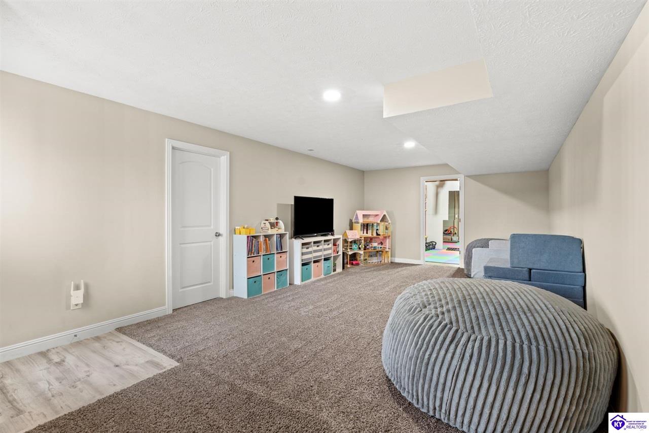 108 Affirmed Court photo 33