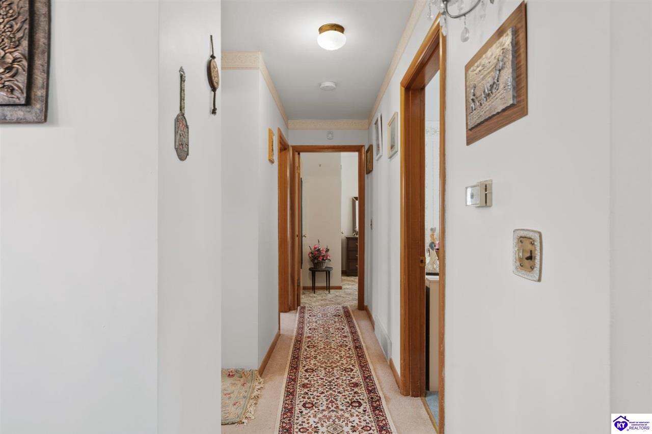 1235 Deering Lane photo 10