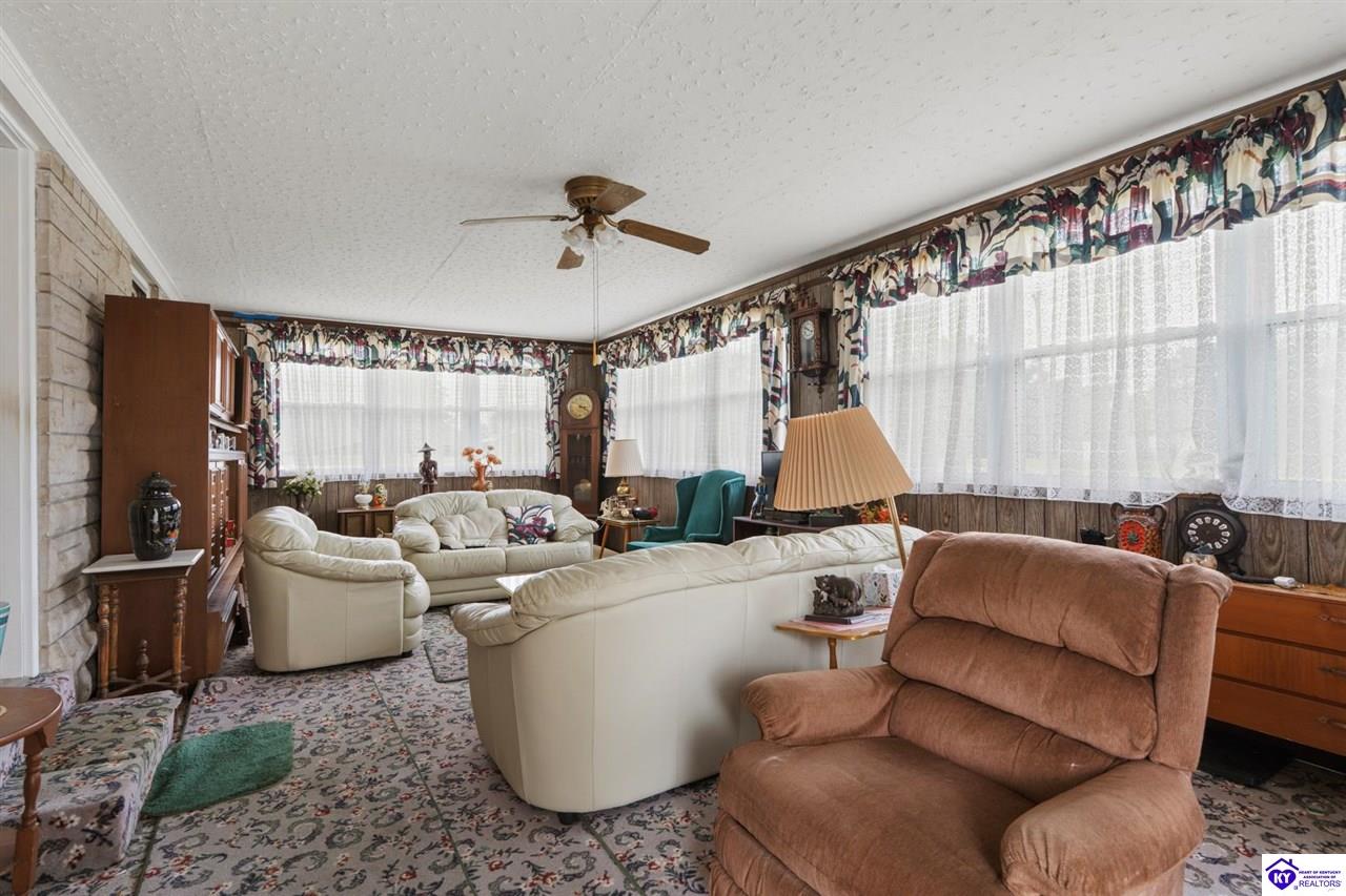 1235 Deering Lane photo 15