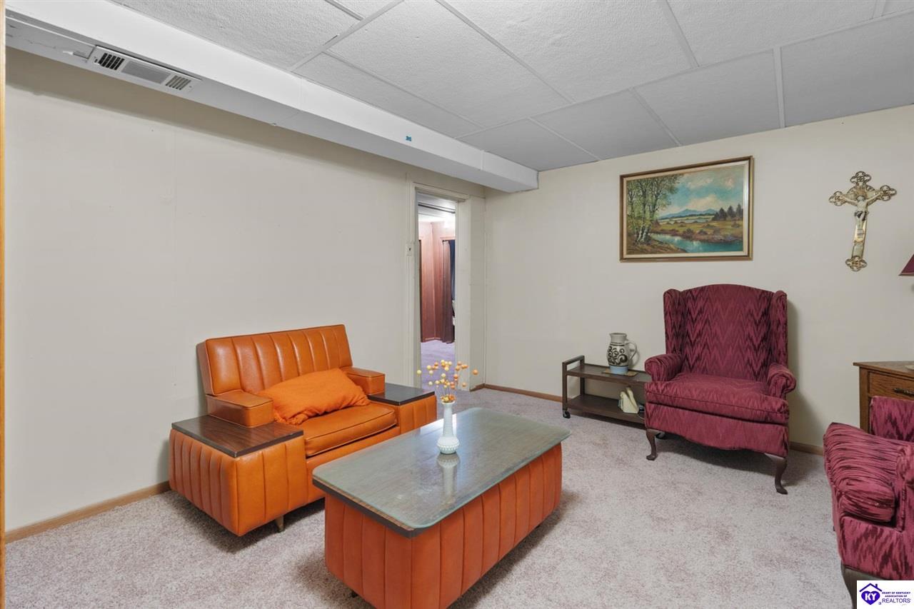 1235 Deering Lane photo 18