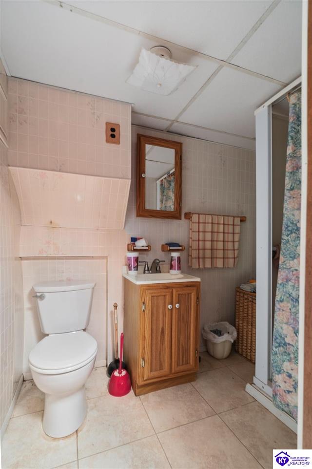 1235 Deering Lane photo 23