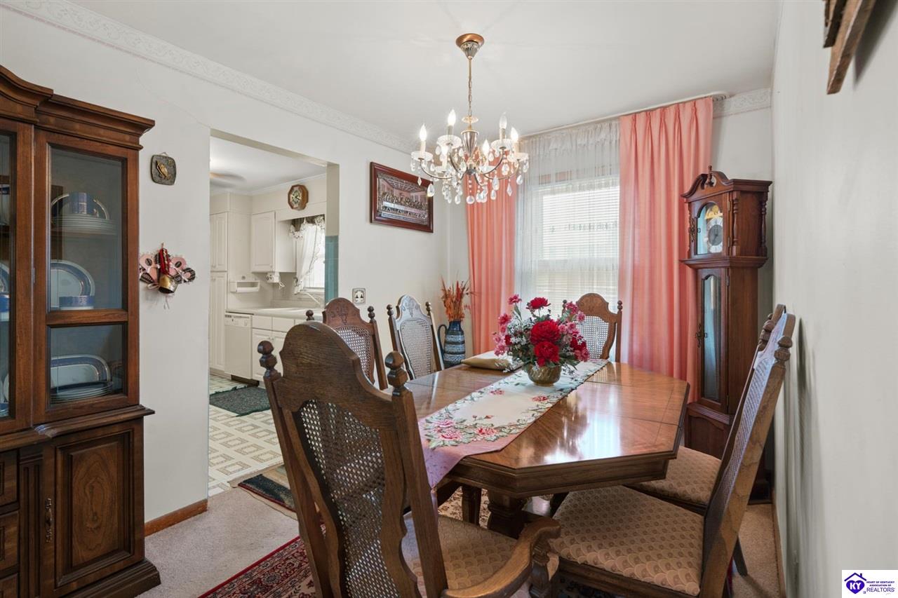 1235 Deering Lane photo 6