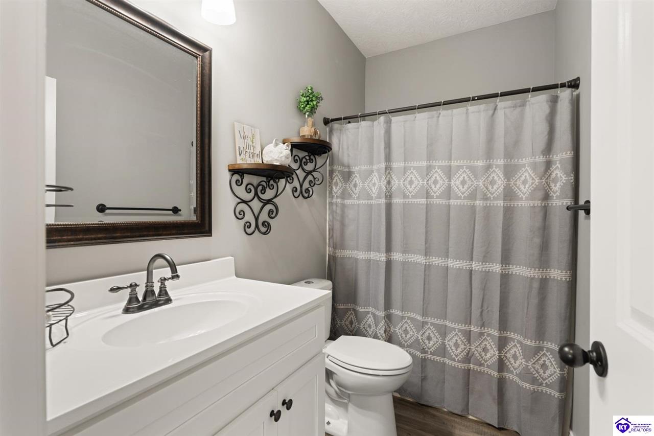 548 House Lane photo 16