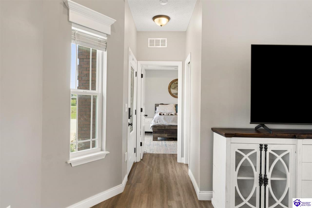 548 House Lane photo 19