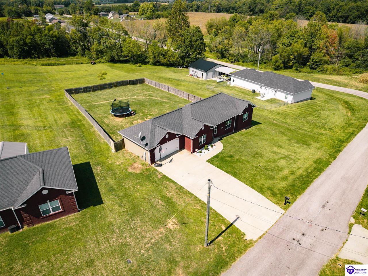 548 House Lane photo 2