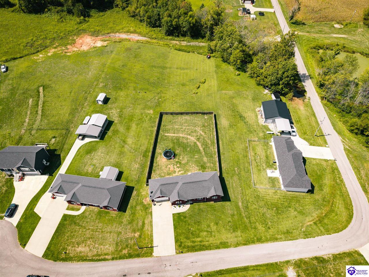 548 House Lane photo 26