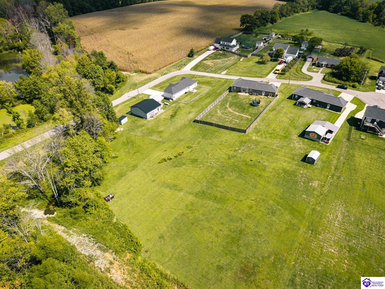 548 House Lane photo 30