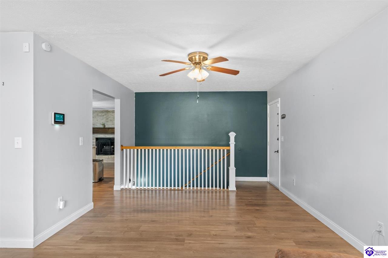 806 Yates Drive photo 11