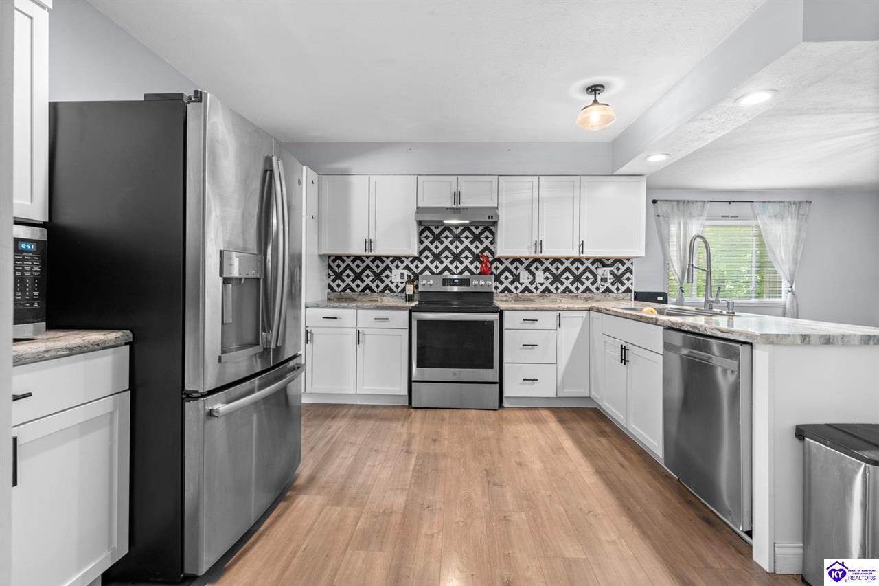 806 Yates Drive photo 12