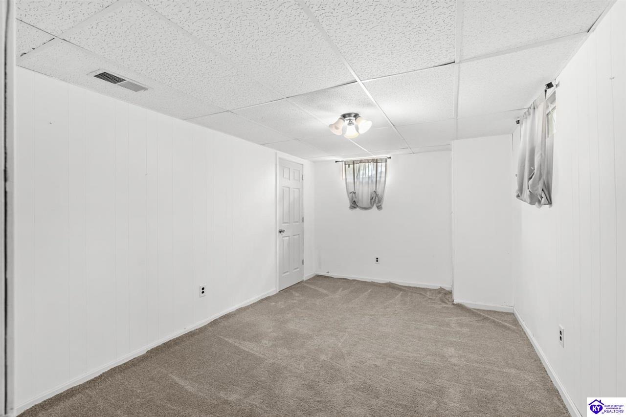 806 Yates Drive photo 31