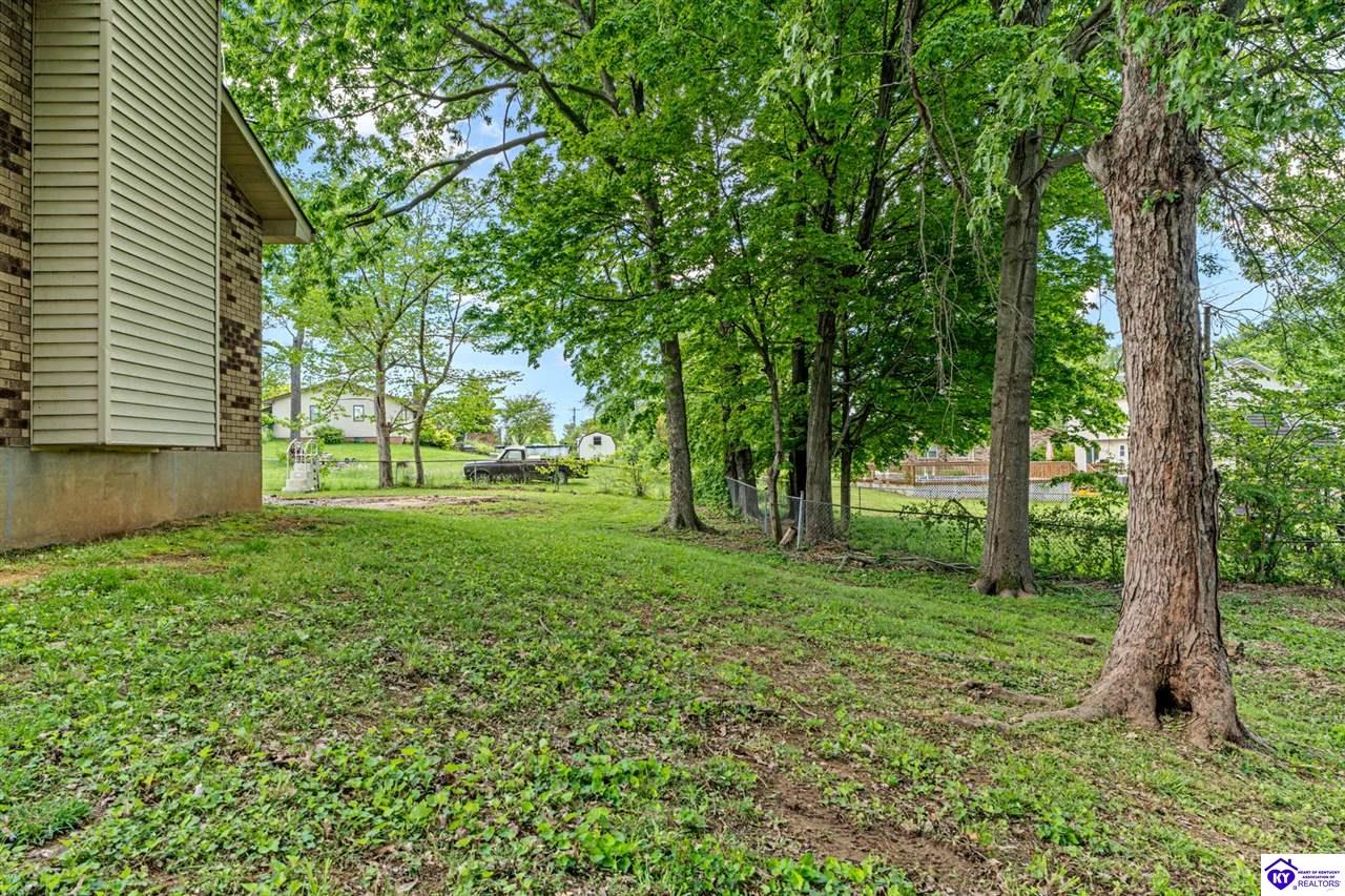 806 Yates Drive photo 34