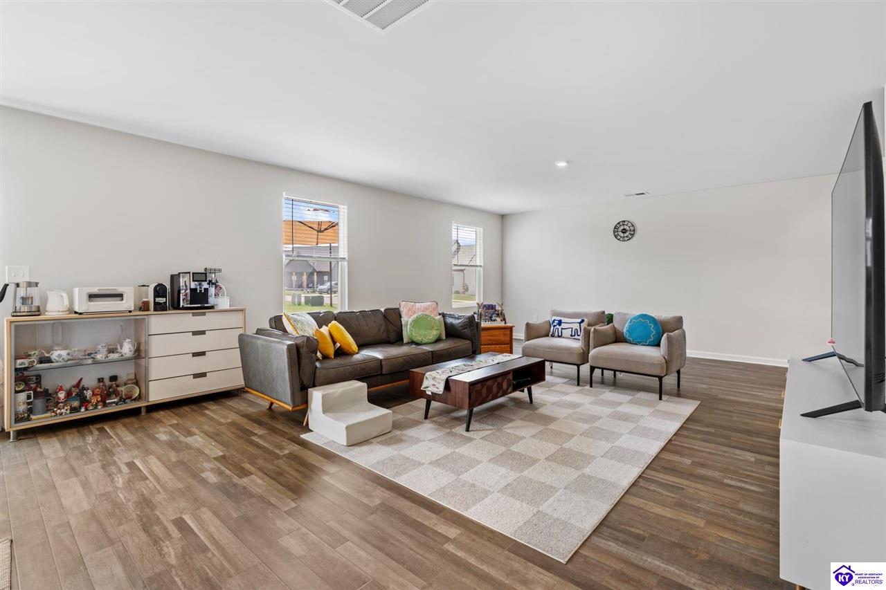 201 Wild Deer Drive photo 15