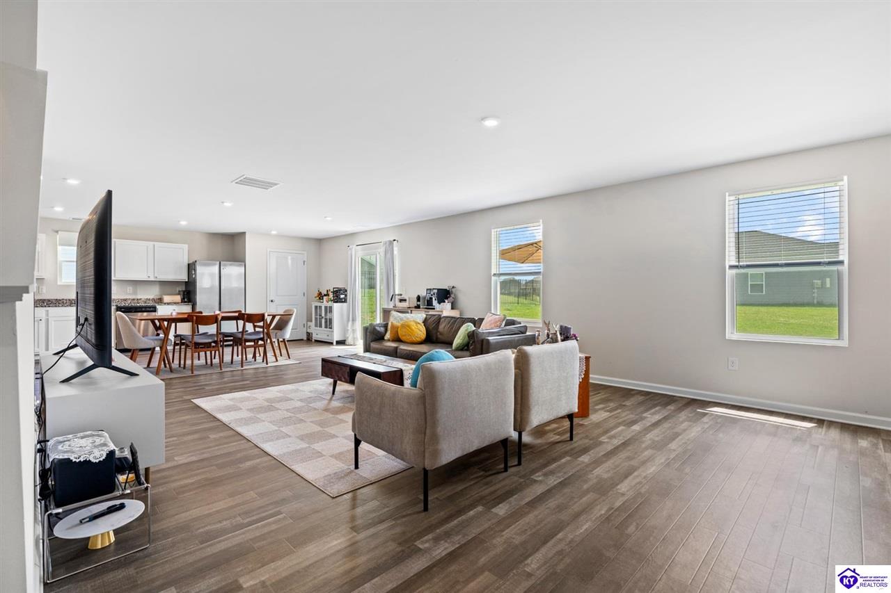 201 Wild Deer Drive photo 7