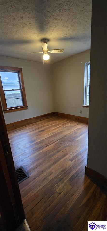 304 Brown Street photo 13