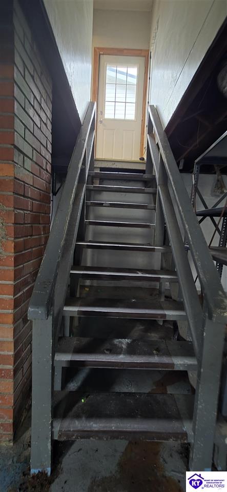 304 Brown Street photo 15